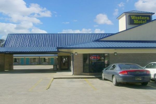 WESTERN MOTEL PHILADELPHIA (Deemer)